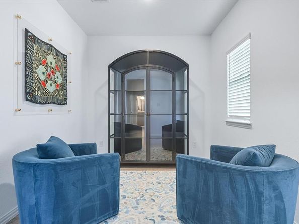 2702  Geranium Lane , Garland Texas 75042