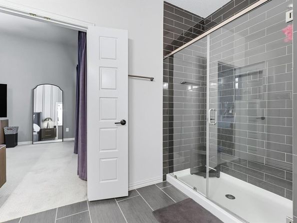 2702  Geranium Lane , Garland Texas 75042