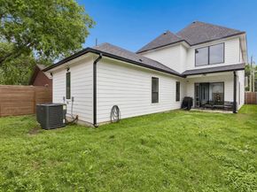 1717  Mcbroom Street , Dallas Texas 75212