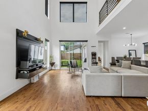 1717  Mcbroom Street , Dallas Texas 75212