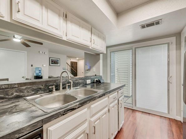 2643  Via Ventura Circle , Carrollton Texas 75006