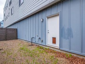 4407  Munger Avenue  3, Dallas Texas 75204