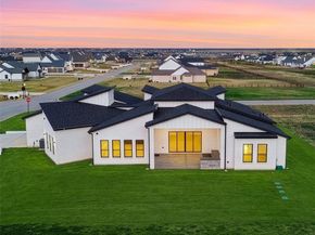 1700  Hamilton Lane , Northlake Texas 76247