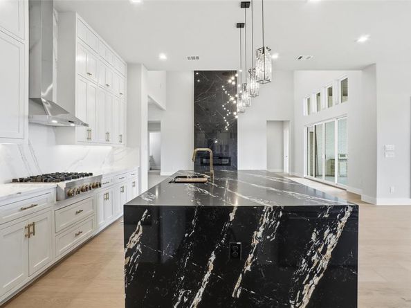 1700  Hamilton Lane , Northlake Texas 76247