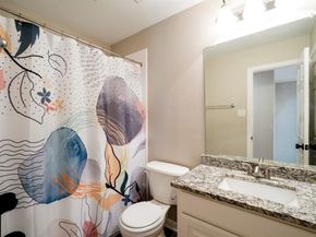 1009  Highfield Trail , Irving Texas 75063