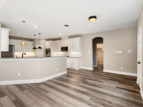 1009  Highfield Trail , Irving Texas 75063