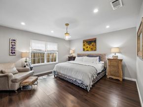 9422  Lenel Place , Dallas Texas 75220