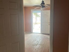 2322  Alaska Avenue , Dallas Texas 75216