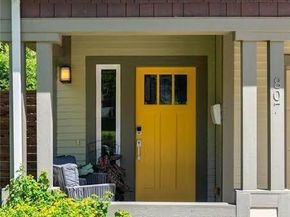 807 N Van Buren Avenue , Dallas Texas 75208