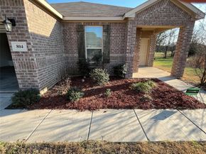 804  Peaceful Brook Drive , Fort Worth Texas 76140