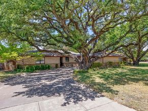 4224  Westmont Court , Fort Worth Texas 76109