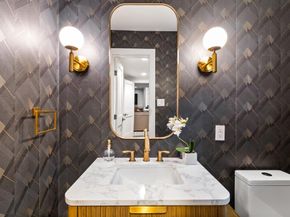 1419  Yakimo Drive , Dallas Texas 75208