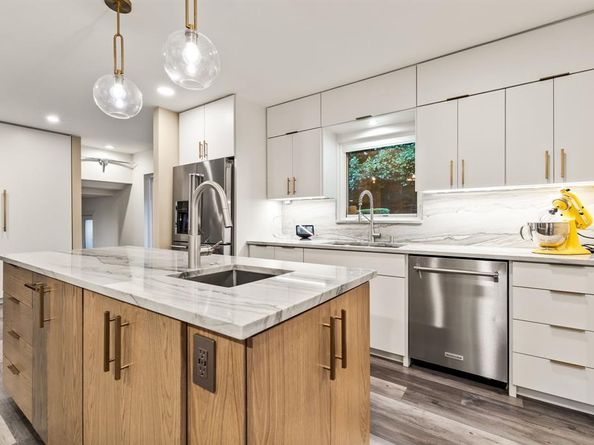 1419  Yakimo Drive , Dallas Texas 75208