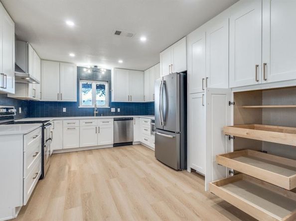 1117  Sunset Drive , Trophy Club Texas 76262