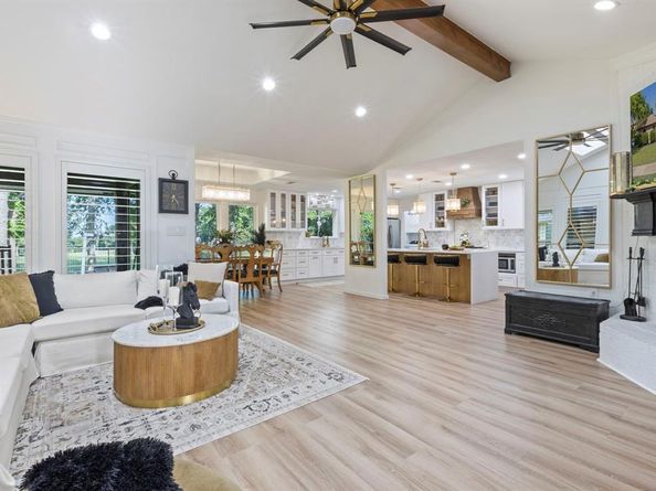 6110  Turnberry Drive , Garland Texas 75044