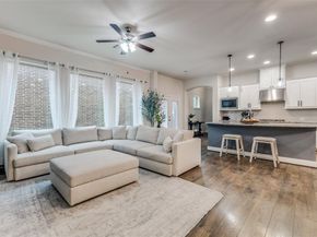 6816  Prompton Bend , Irving Texas 75063