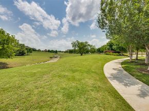 6816  Prompton Bend , Irving Texas 75063