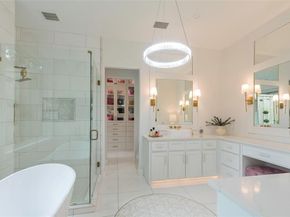 4373 W Northwest Highway , Dallas Texas 75220