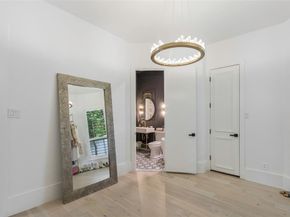 4373 W Northwest Highway , Dallas Texas 75220