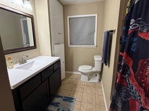 1840  Junius Street , Fort Worth Texas 76103