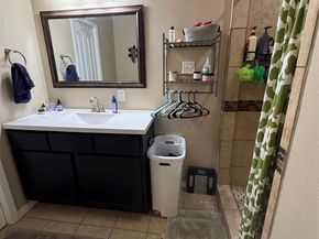 1840  Junius Street , Fort Worth Texas 76103