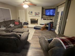 1840  Junius Street , Fort Worth Texas 76103