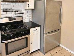 1840  Junius Street , Fort Worth Texas 76103