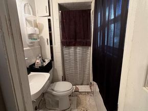 1516  Shilling Drive , Fort Worth Texas 76103