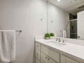 10  Valley Wood Court , Trophy Club Texas 76262