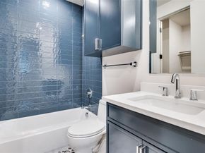 2900  Hawthorne Avenue  103, Dallas Texas 75219