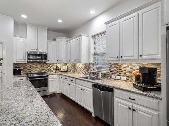 205  Sunrise Drive , Argyle Texas 76226
