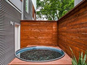 4401  Roseland Avenue  B, Dallas Texas 75204