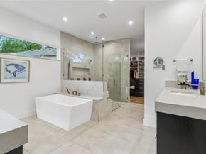 3834  Lively Circle , Dallas Texas 75220