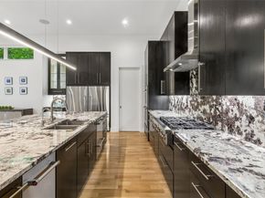 3834  Lively Circle , Dallas Texas 75220