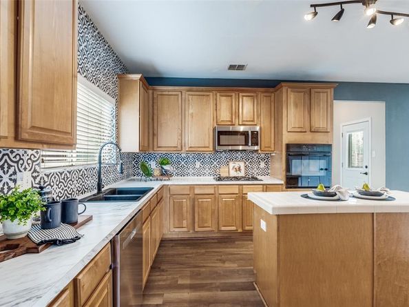 1445  Berkley Road , Allen Texas 75002