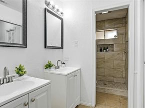 2907  Lakeshore Court , Arlington Texas 76013