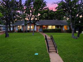 2907  Lakeshore Court , Arlington Texas 76013