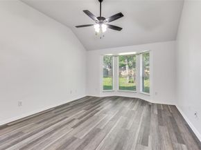 741  Oak Park Drive , Azle Texas 76020