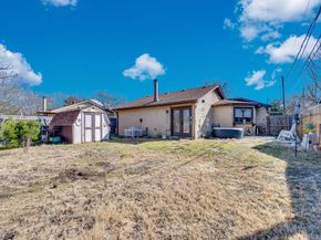 1429  Spring Willow Drive , Arlington Texas 76018