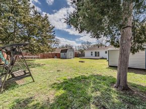 1102 W Russell Avenue , Carrollton Texas 75006