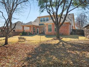 6211  Parkside Drive , Arlington Texas 76001