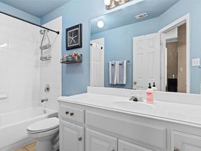 6211  Parkside Drive , Arlington Texas 76001