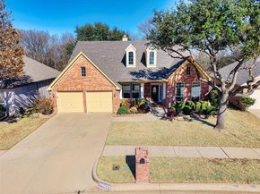 6211  Parkside Drive , Arlington Texas 76001