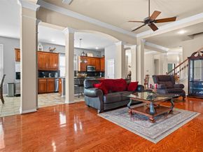 6211  Parkside Drive , Arlington Texas 76001