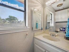 2701  Mims Street , Fort Worth Texas 76112