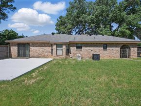 2701  Mims Street , Fort Worth Texas 76112