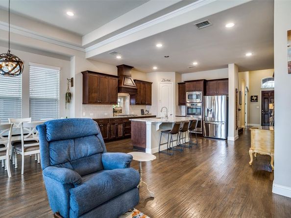 9112  Brownwood Avenue , Argyle Texas 76226