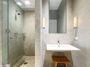 1918  Olive Street  402, Dallas Texas 75201