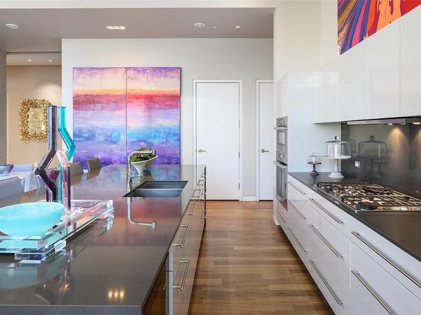 1918  Olive Street  402, Dallas Texas 75201