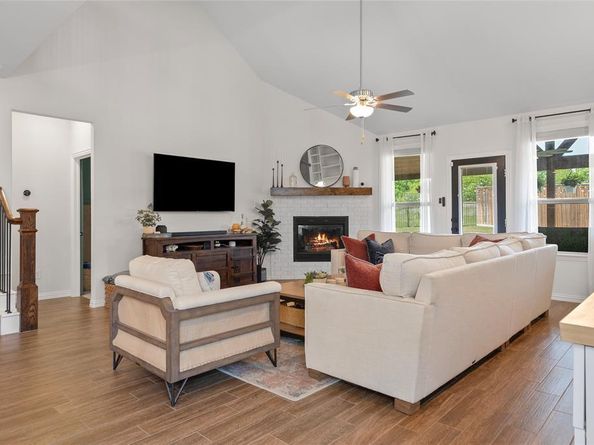 101  Mossy Oak Trail , Fort Worth Texas 76131